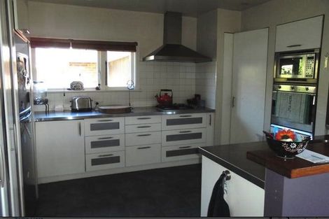 Photo of property in Gull - Unmanned, 1/1 Rangitira Avenue, Takapuna, Auckland, 0622