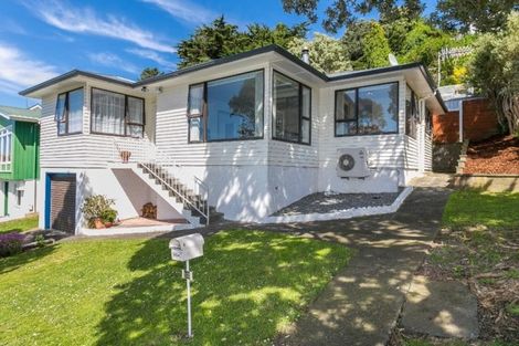 Photo of property in 12 Breton Grove, Kingston, Wellington, 6021