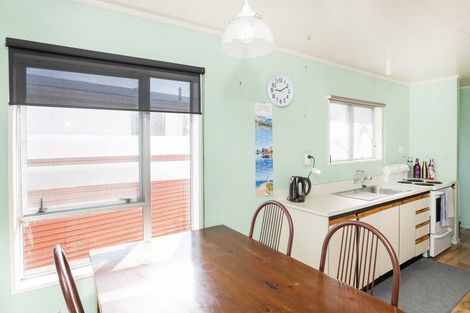 Photo of property in 8 Dennis Street, Outer Kaiti, Gisborne, 4010