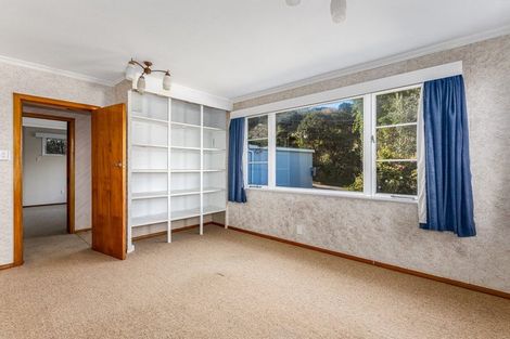 Photo of property in 15 Kiriwai Road, Paremata, Porirua, 5024