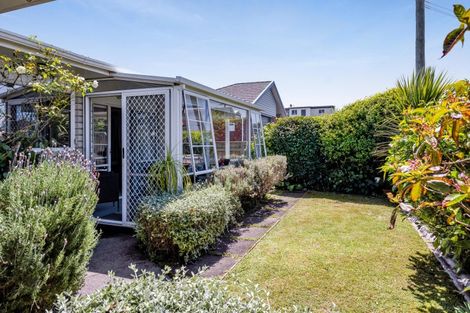 Photo of property in 20 Sackville Street, Fitzroy, New Plymouth, 4312
