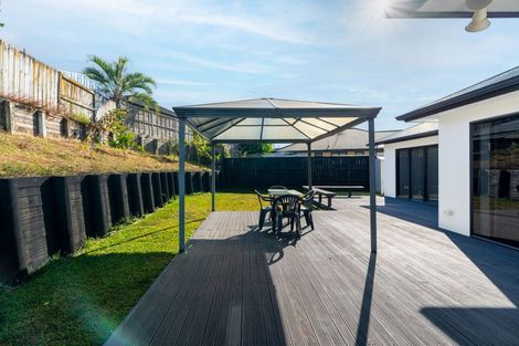 Photo of property in 5 Elenora Close, Grandview Heights, Hamilton, 3200