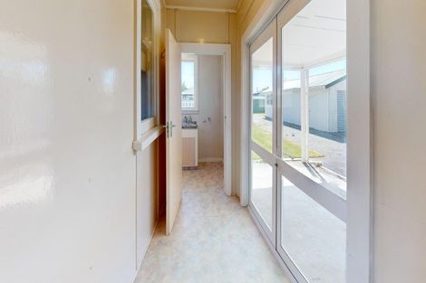 Photo of property in 74 Thomson Street, Tinwald, Ashburton, 7700