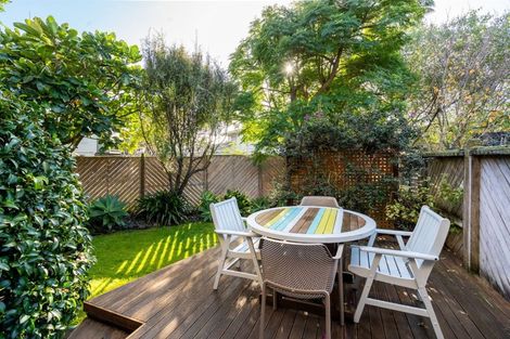 Photo of property in 4/11 Faulkner Road, Northcote Point, Auckland, 0627