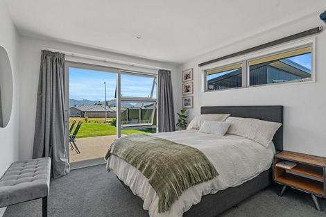 Photo of property in 12 Turnbull Crescent, Wanaka, 9305