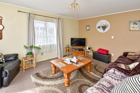 Photo of property in 40a Manuroa Road, Takanini, 2112