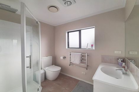 Photo of property in 191c Hill Road, Manurewa, Auckland, 2105