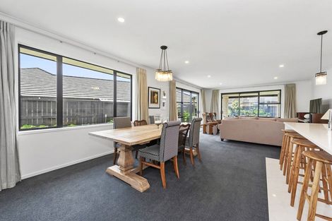 Photo of property in 230 Cumberland Drive, Flagstaff, Hamilton, 3210