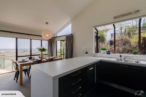 Photo of property in 95 Cannon Hill Crescent, Mount Pleasant, Christchurch, 8081