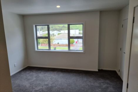Photo of property in 1115b High Street, Taita, Lower Hutt, 5011