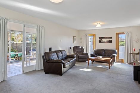 Photo of property in 212 West Belt, Rangiora, 7400