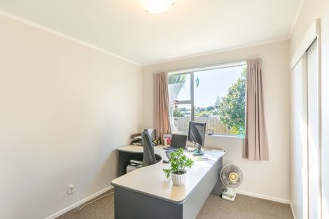 Photo of property in 39 Poplar Avenue, Raumati South, Paraparaumu, 5032