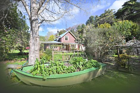 Photo of property in 58 Birdsall Road, Whangateau, Warkworth, 0985