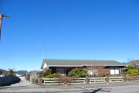 Photo of property in 2/113 Shakespeare Street, Greymouth, 7805