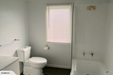 Photo of property in 1/27 Forest Hill Road, Henderson, Auckland, 0612