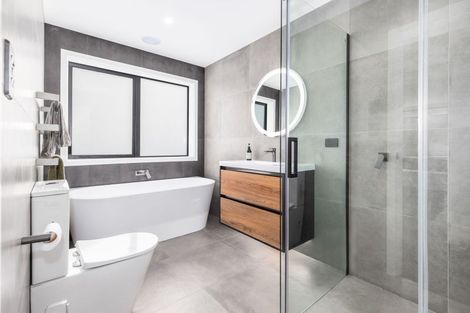 Photo of property in 74 Kotare Street, Waikanae, 5036