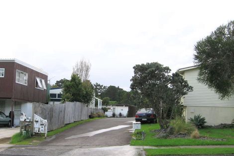 Photo of property in 2/18 Clovelly Road, Bucklands Beach, Auckland, 2012
