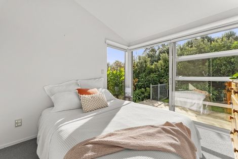 Photo of property in 4 Hillford Place, Welcome Bay, Tauranga, 3175