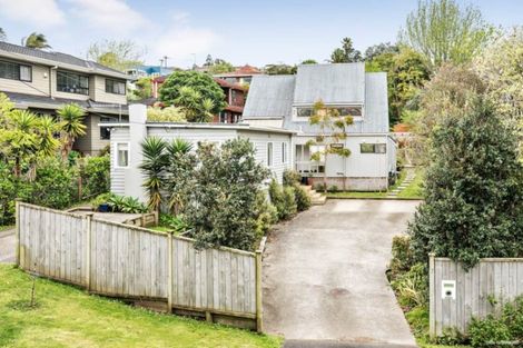 Photo of property in 7 Wyoming Avenue, Murrays Bay, Auckland, 0630