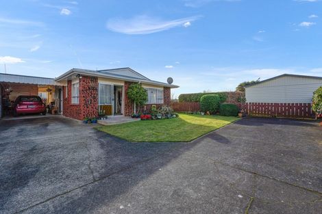 Photo of property in 2a Chartwell Drive, Eltham, 4322