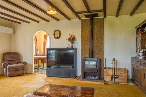 Photo of property in 19 Kauri Street, Edgecumbe, 3120