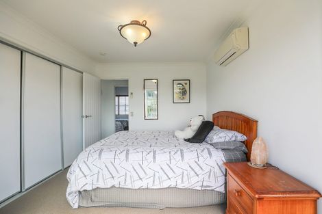 Photo of property in 49 Chateau Crescent, Rangatira Park, Taupo, 3330