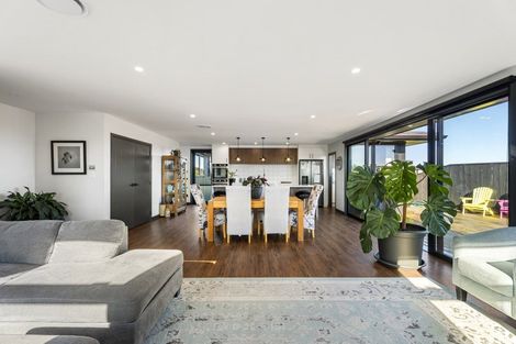 Photo of property in 7 Omahuru Road, Glenbrook, Waiuku, 2681