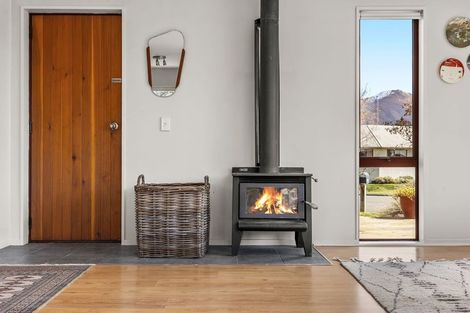 Photo of property in 14 Ragan Lane, Wanaka, 9305