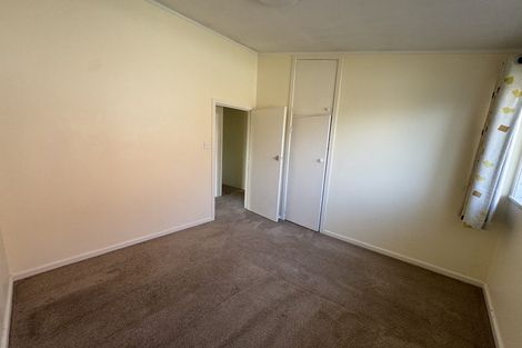 Photo of property in 575 East Coast Road, Browns Bay, Auckland, 0630