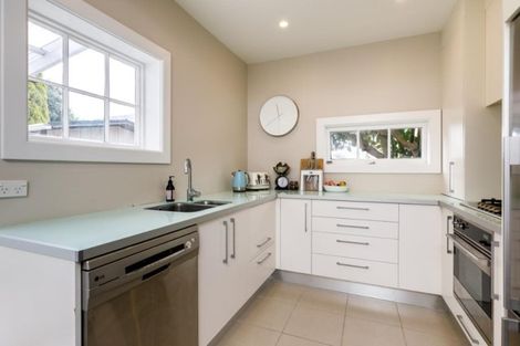 Photo of property in 59 Riddlers Crescent, Petone, Lower Hutt, 5012