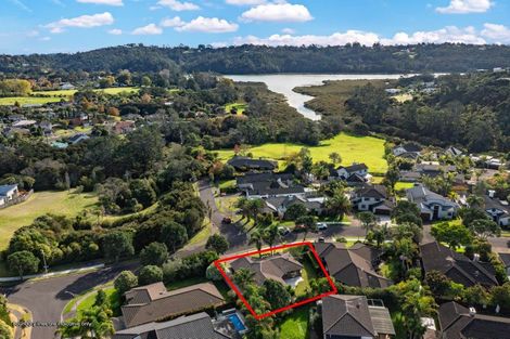 Photo of property in 33 Admirals Court Drive, Greenhithe, Auckland, 0632