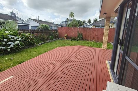Photo of property in 2/48 Halsey Road, Manurewa, Auckland, 2102