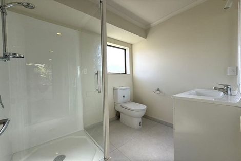 Photo of property in 5 Pittville Place, Henderson, Auckland, 0612