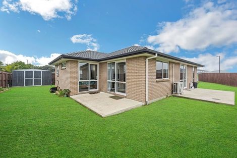 Photo of property in 16 Gibboney Place, Pokeno, 2402