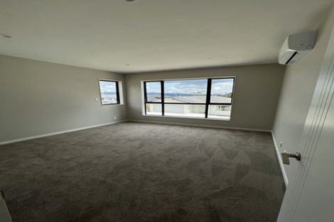 Photo of property in 12 Springhill Lane, Sunnyvale, Auckland, 0612