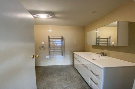 Photo of property in 4/14 Hall Avenue, Mangere, Auckland, 2022