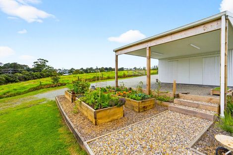 Photo of property in 20 Te Whau Lane, Snells Beach, 0920