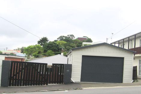 Photo of property in 14 Cleveland Street, Brooklyn, Wellington, 6021