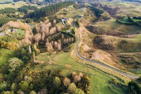 Photo of property in 82 County Heights Drive, Aokautere, 4471
