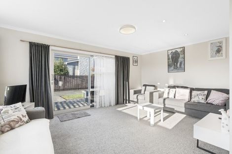 Photo of property in 8a Rowan Place, Mosgiel, 9024