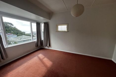 Photo of property in 75 Todman Street, Brooklyn, Wellington, 6021