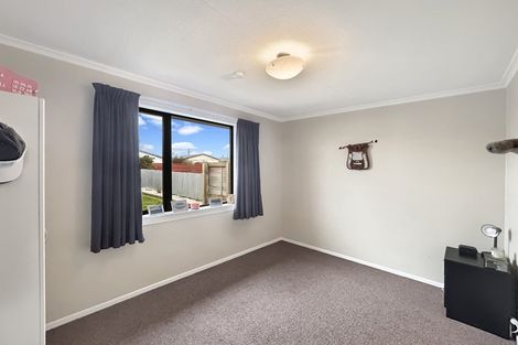 Photo of property in 137 Edinburgh Crescent, Waikiwi, Invercargill, 9810