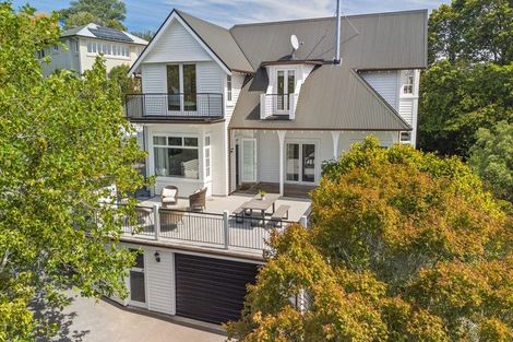 Photo of property in 5 Macmillan Avenue, Cashmere, Christchurch, 8022