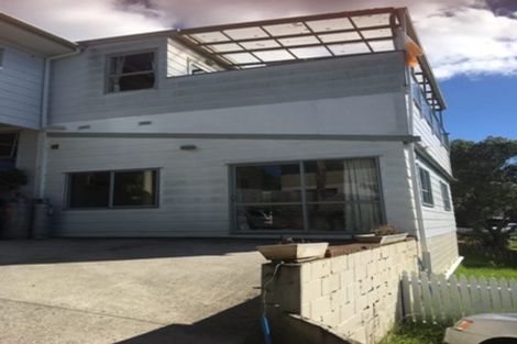 Photo of property in 152 Weatherly Road, Torbay, Auckland, 0630