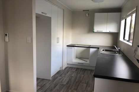 Photo of property in 1/18 Waiari Road, Conifer Grove, Takanini, 2112