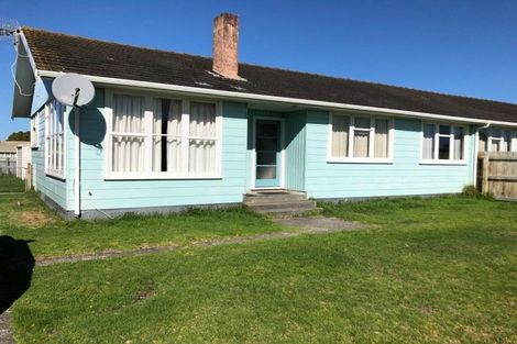 Photo of property in 60-62 Titoki Street, Castlecliff, Whanganui, 4501