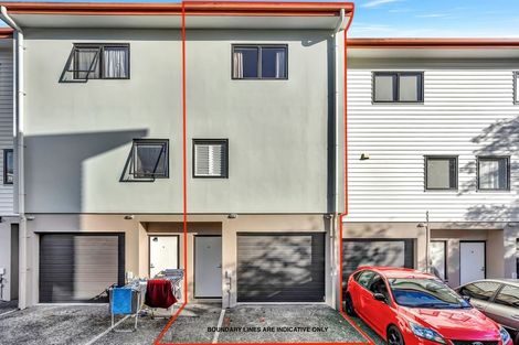 Photo of property in 8/46 Carlos Drive, Flat Bush, Auckland, 2016
