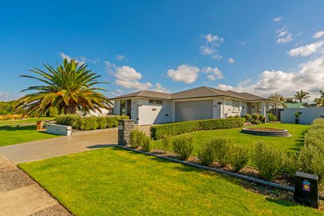 Photo of property in 25 Springbok Avenue, Whitianga, 3510