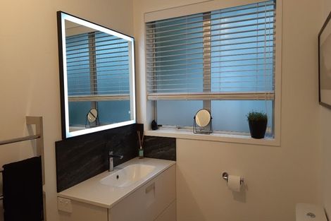 Photo of property in 662 Beach Road, Browns Bay, Auckland, 0630