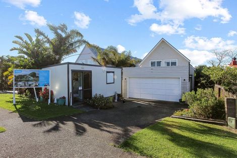 Photo of property in 7a Torkar Road, Clarks Beach, 2122